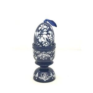 Dark blue small Wooden Egg with white flowers‎ with matching stand